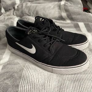 Nike SB Zoom Air Janoski
